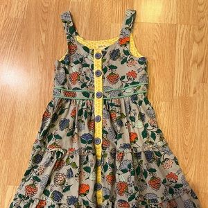 Sweetest Matilda Jane sleeveless dress. Size 8. Great condition. Floral design.